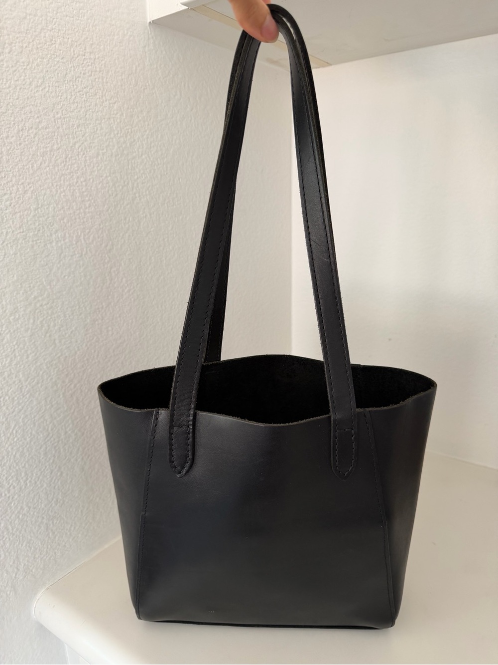 Portland Leather Goods Black Small Juliette Tote Bag - Picture 5 of 12